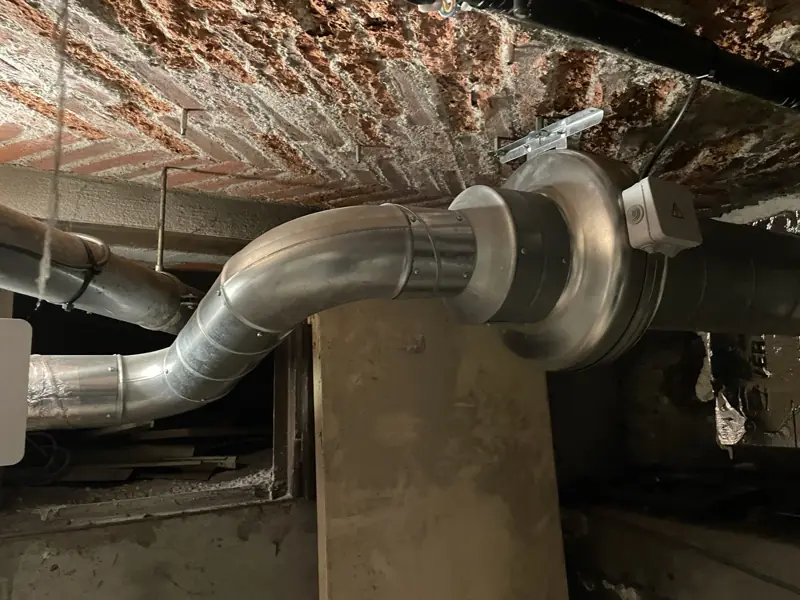 Gaine de ventilation en faux plafond